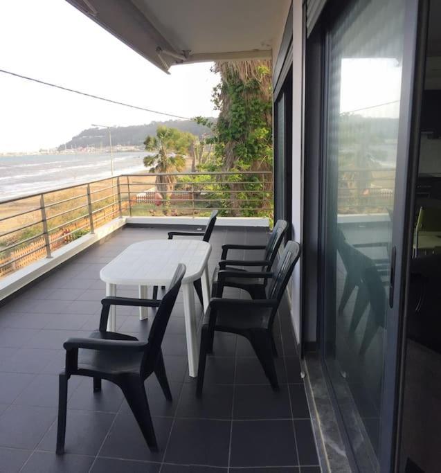 Irene Appartment Katakolo Exterior photo